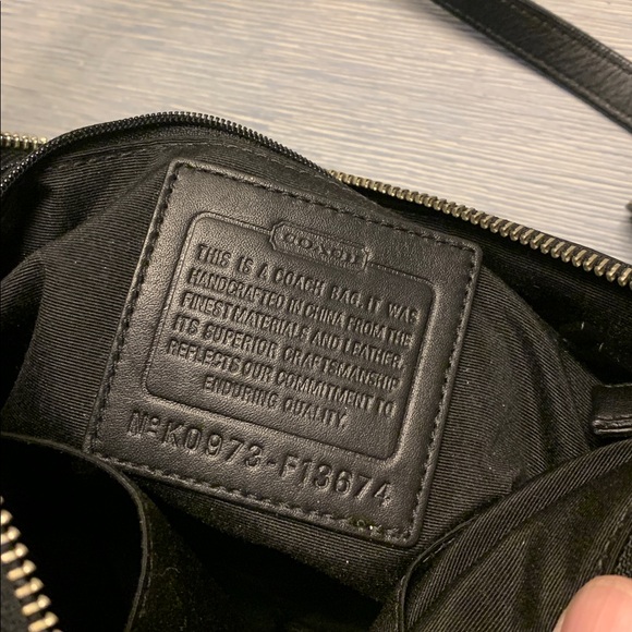 Coach 2009 signature logo stripe swing pack bag - Picture 6 of 6